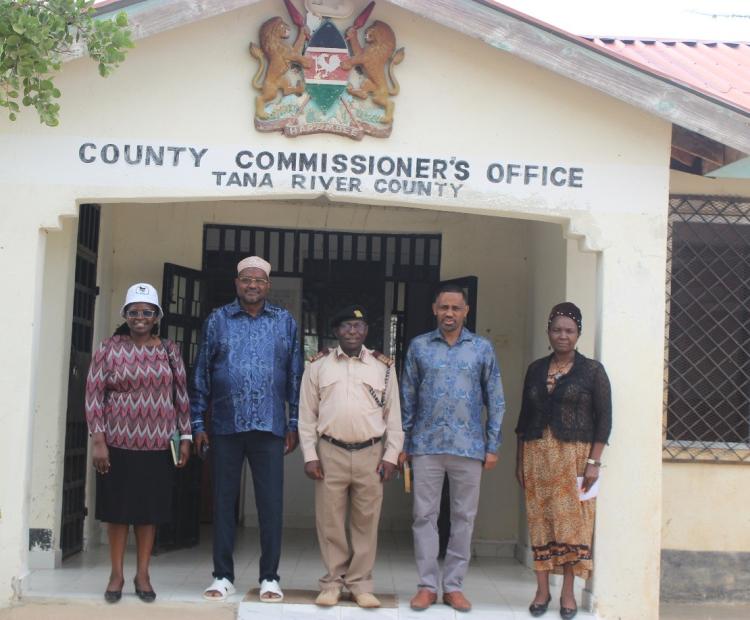 NCPD Board Chairman Hon Ali Wario CBS ( 2nd left) flanked by the County Commissioner Tana River Mr Joseph Mwangi Wamuti ( Centre) NCPd Director General Dr Mohamed Sheikh ( 2nd Right) Dr Wambu Kung’u Ag Director Research Monitoring & Evaluation Directorate and Ms Lucy Kimondo, Director Public Education and Advocacy during the research dialogues in Tana River County.